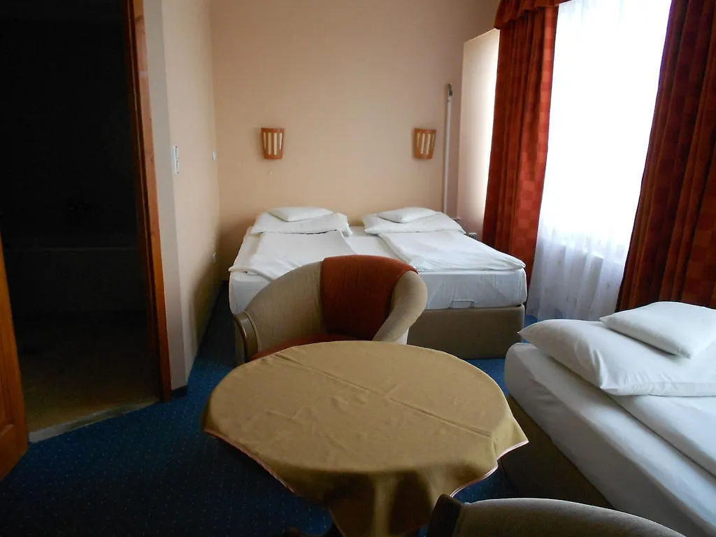Hotel Seni Studium Budapest 3*,  Hungary