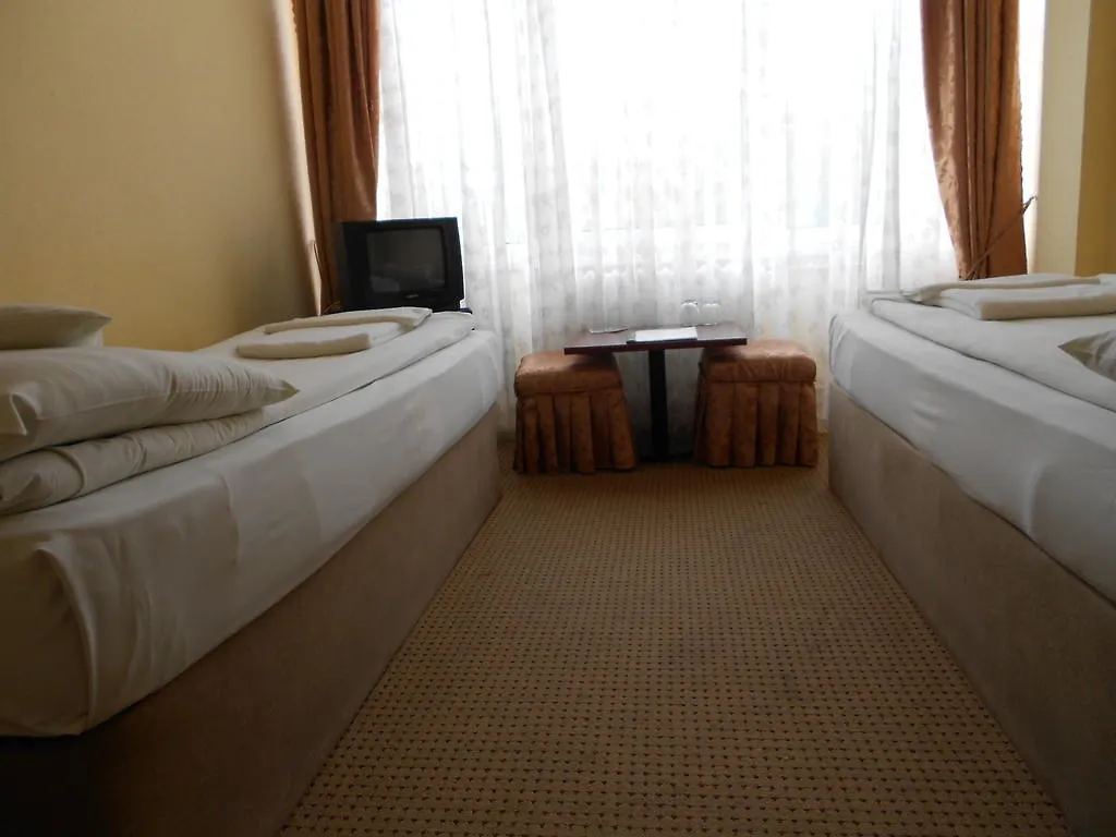 Hotel Seni Studium Budapest 3*,